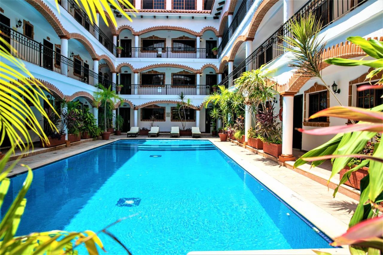 Hotel Colonial Playa Del Carmen Eksteriør billede