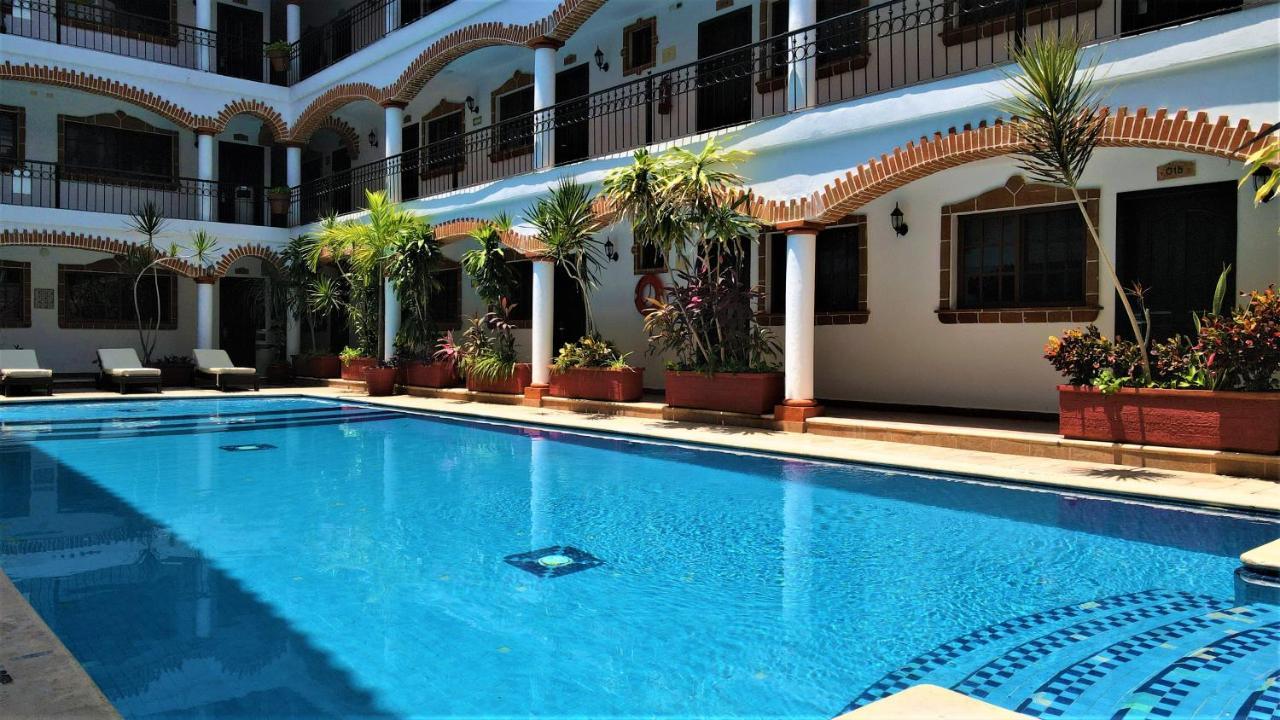 Hotel Colonial Playa Del Carmen Eksteriør billede